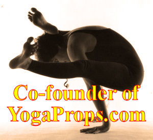 http://www.yogaprops.com/images/kayhiparmbalancetext1300.jpg